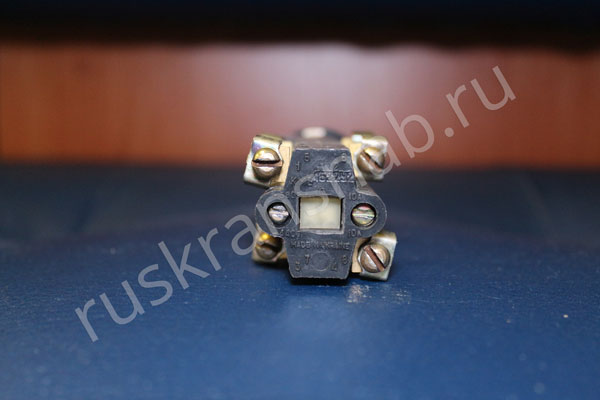 Контакты и маркировка выключателя КМЕ-4522 КМЕ-4522 зажимы